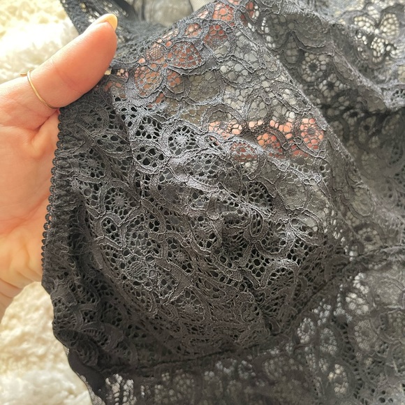 VS | bralette duo - Picture 8 of 11